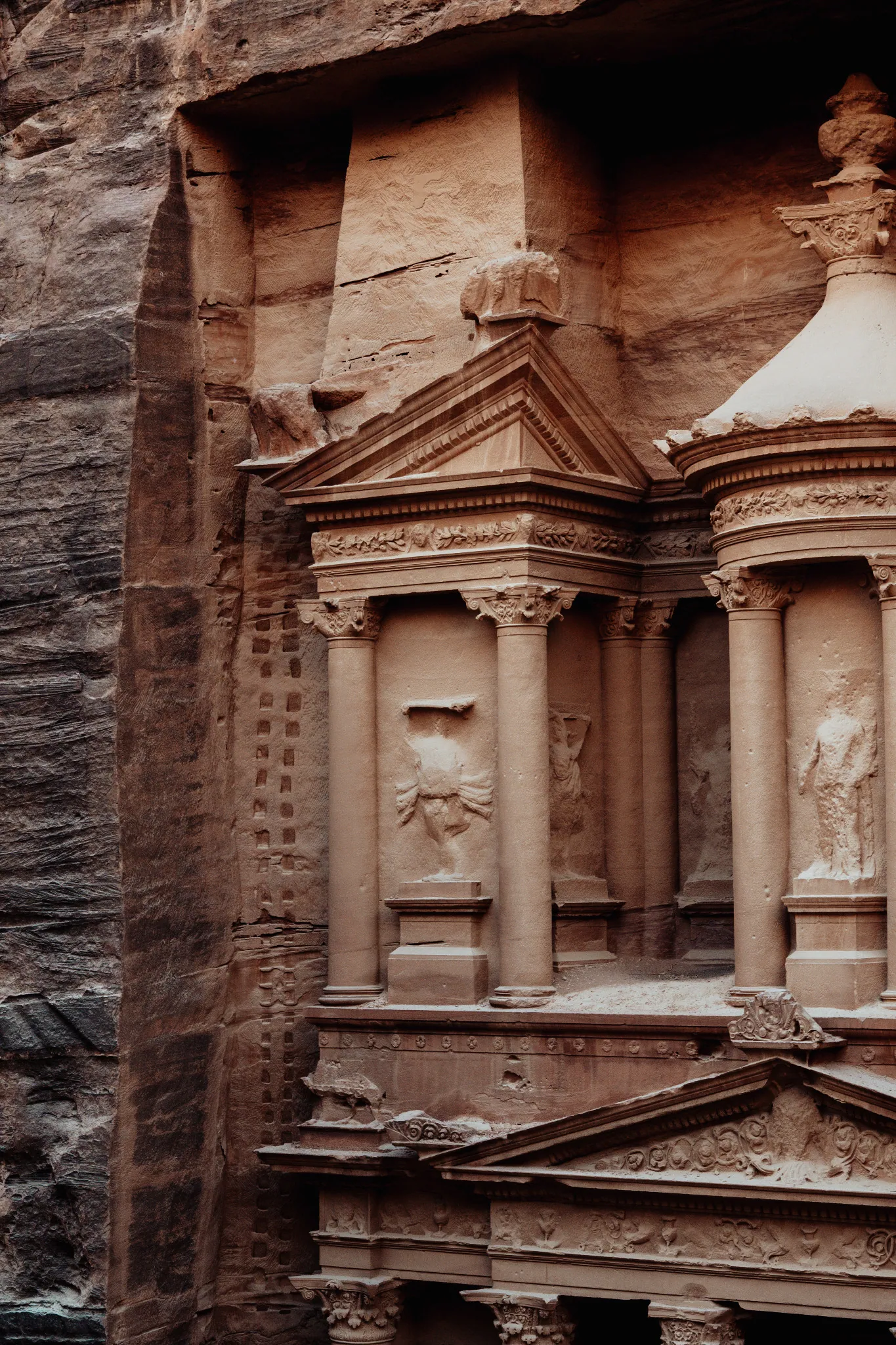 PETRA — A PHOTOGRAPHIC STUDY, image 8